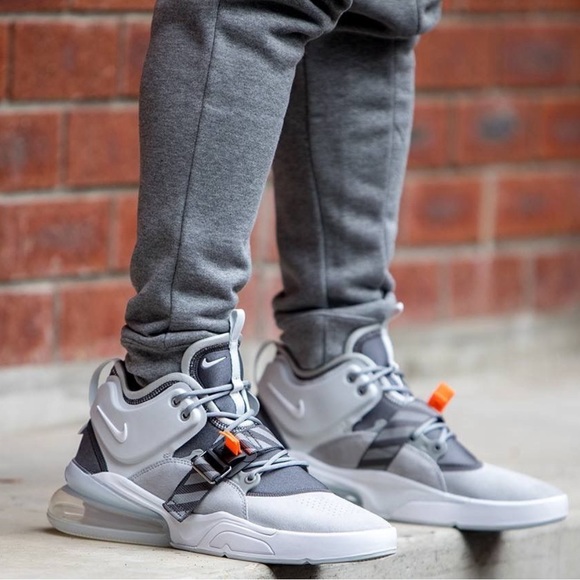 Nike Air Force 270 - Sz 11 - Picture 7 of 7